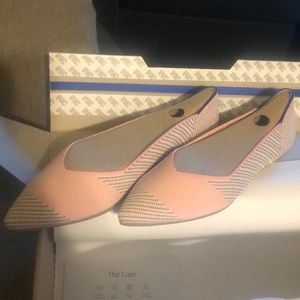 Rothy’s Cotton Candy Pink Points 8.5